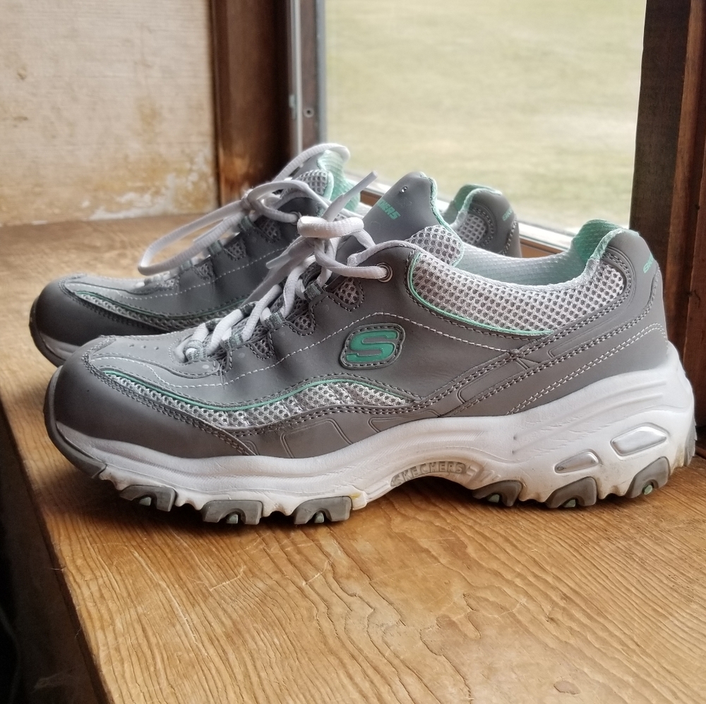 Skechers DLites Life Savers Womens 9B
